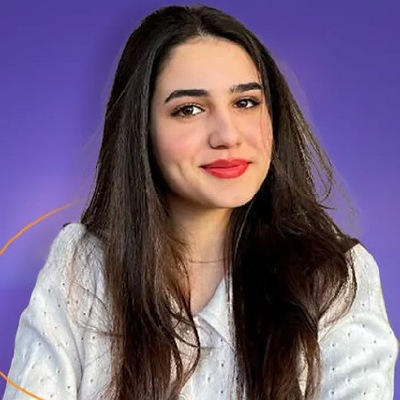 ژولیا حوسێن